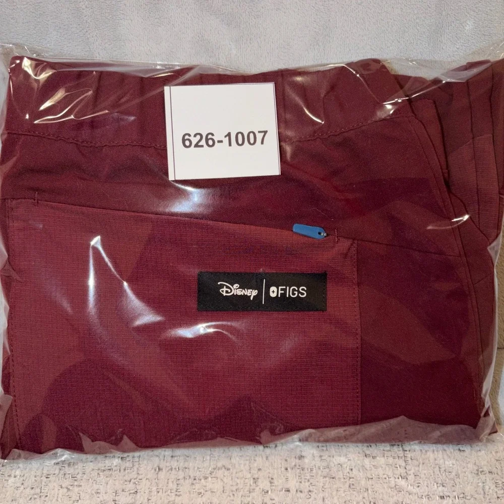 Disney x FIGS Mickey Scrub Pants Joggers Burgundy Maroon M20SW2022 Mens Medium